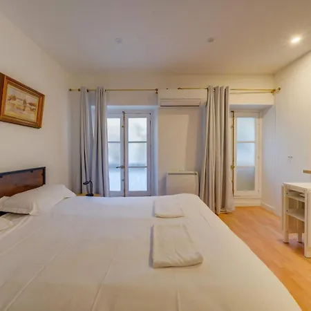 Superbe Triangle D'or *